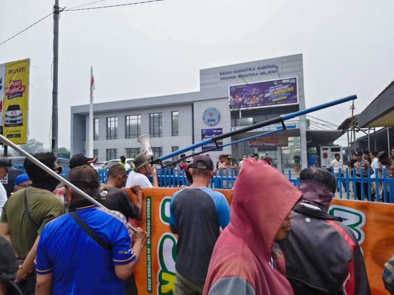 demo lubuk lnggau